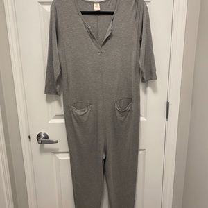 Smash + Tess sz small romper